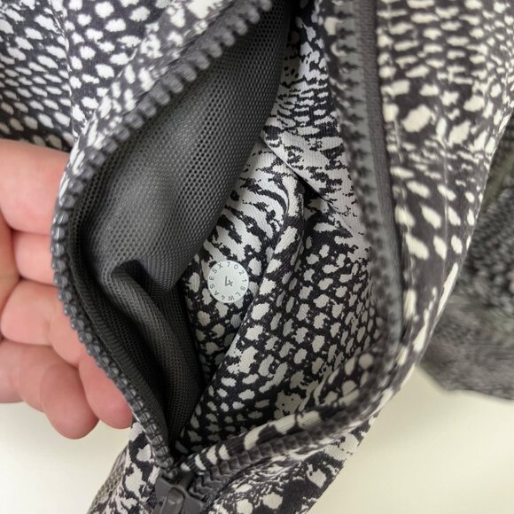 Lululemon Athletic Define Full Zip Jacket Luon Swerve Metal Grey Women’s Size 4 - Picture 6 of 7